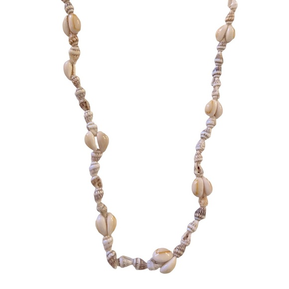 Long Sea Shell Beaded Beach Necklace - Picture 4 of 6